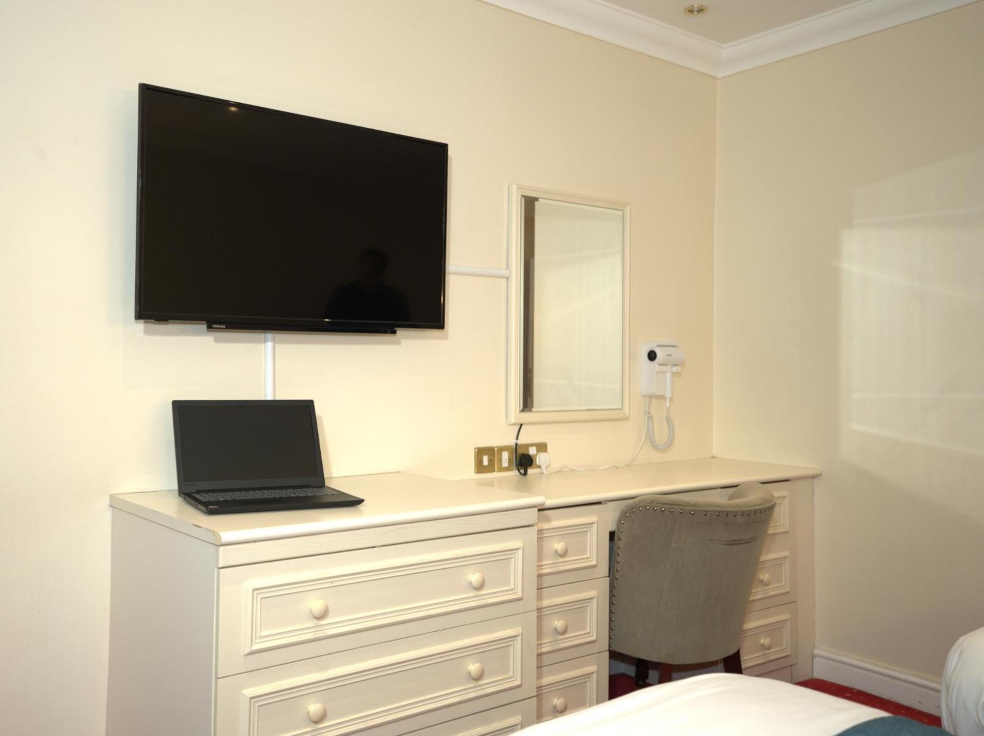 Consort Hotel Rotherham Zewnętrze zdjęcie